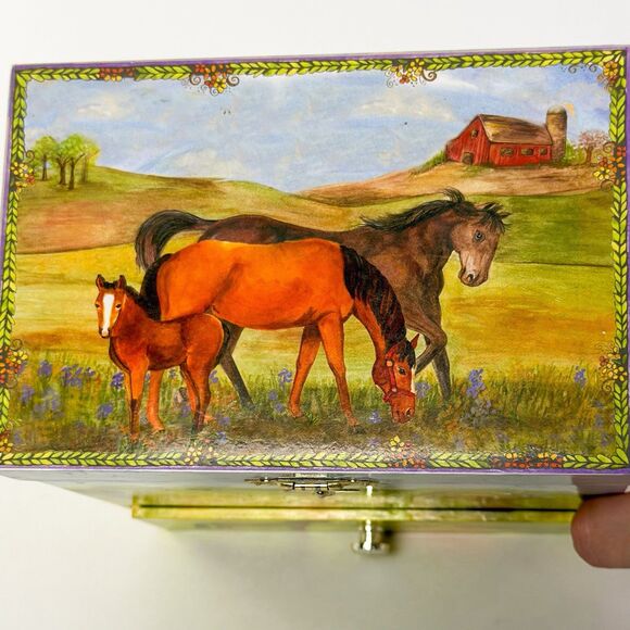 Vintage Enchantmint Horse Ranch Musical Jewelry Box w/ Drawers Mirror Farm Scene - Picture 11 of 12